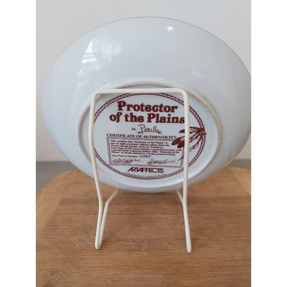 Collectors Plate "Protector of the Plains" by Perilloe. one of eight by... - Picture 4 of 4